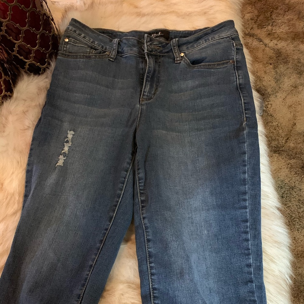 SOLD.  Capris